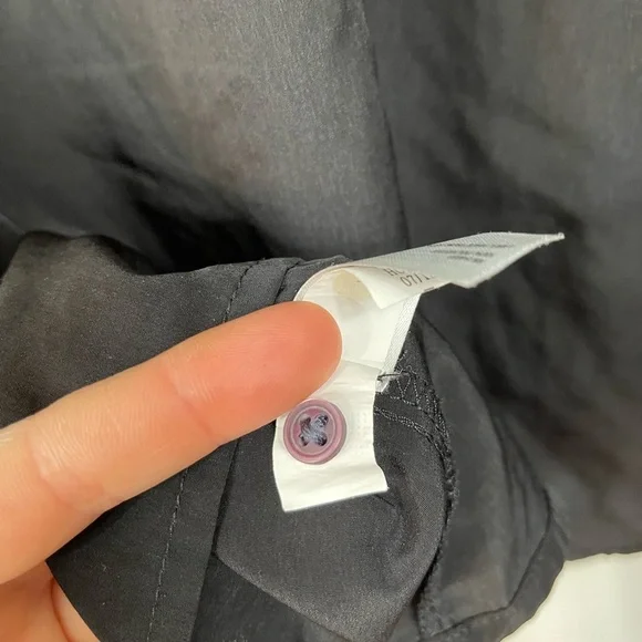 Elegant Black Dress - Picture 13 of 13